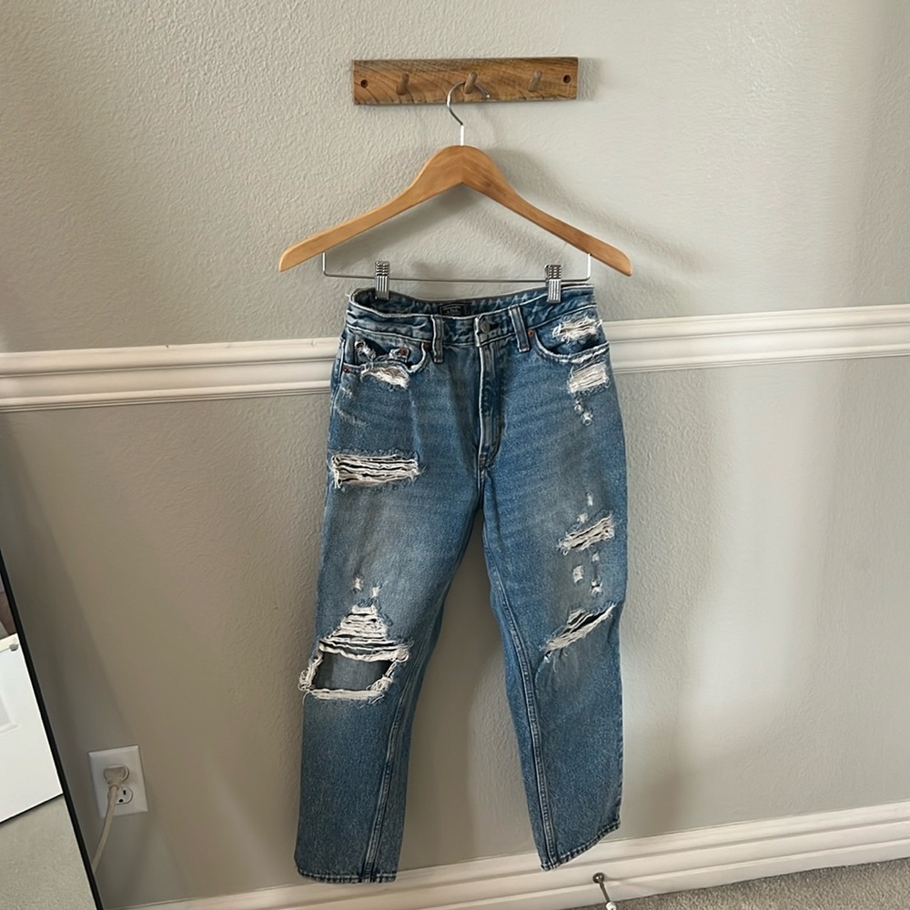 A&F Mom Jean